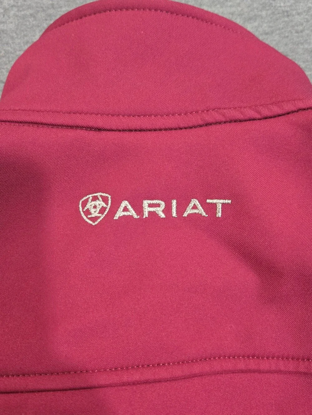 Ariat Equestrian Siftshell Riding Jacket Size XS Berry Pink Stirrup Zipper Pulls